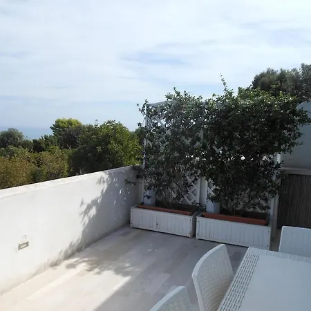 Giulia - In With Sea View * Rodi Garganico
