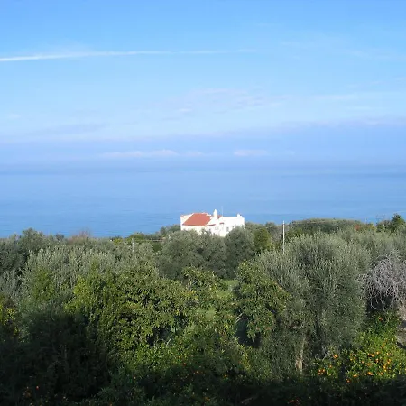 Giulia - In With Sea View *